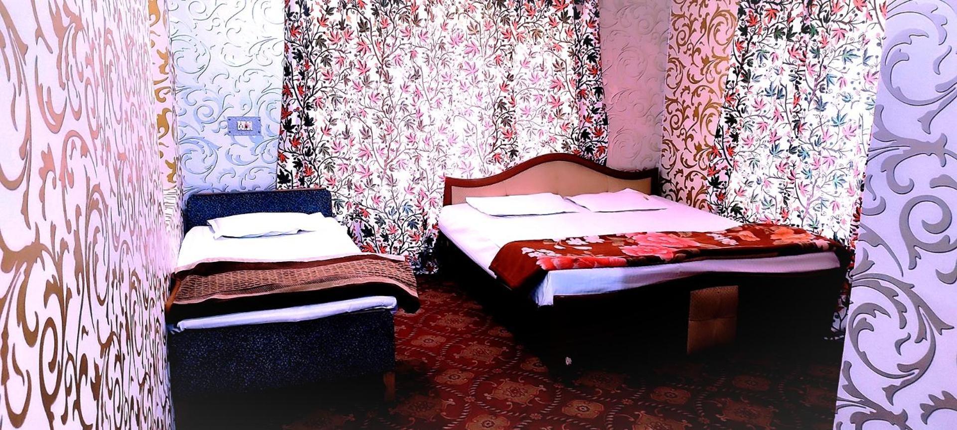 Hotel Fabulous Kashmir Srinagar Exterior foto